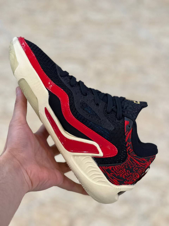 Jordan Tatum 1 made in Vietnam