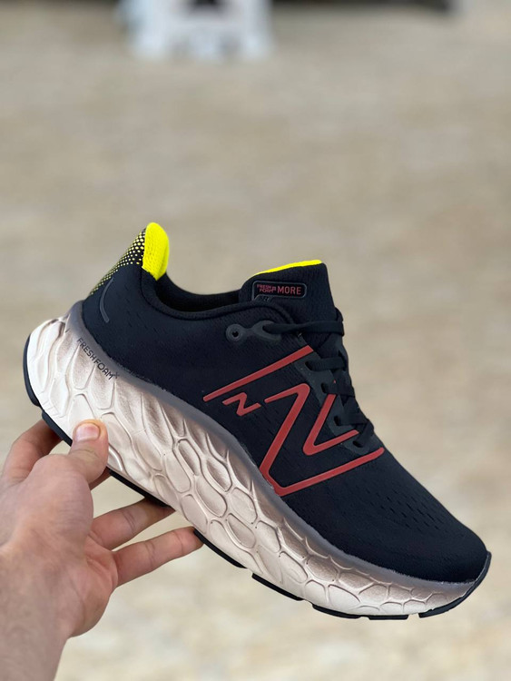 کتونی نیوبالانس مدل Fresh Foam X v4 ساخت ویتنام