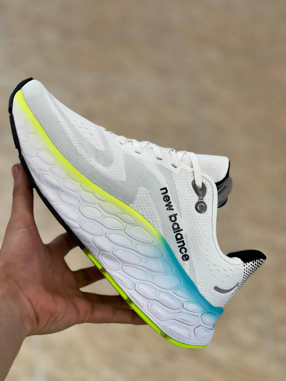 کتونی نیوبالانس مدل Fresh Foam X v4 ساخت ویتنام