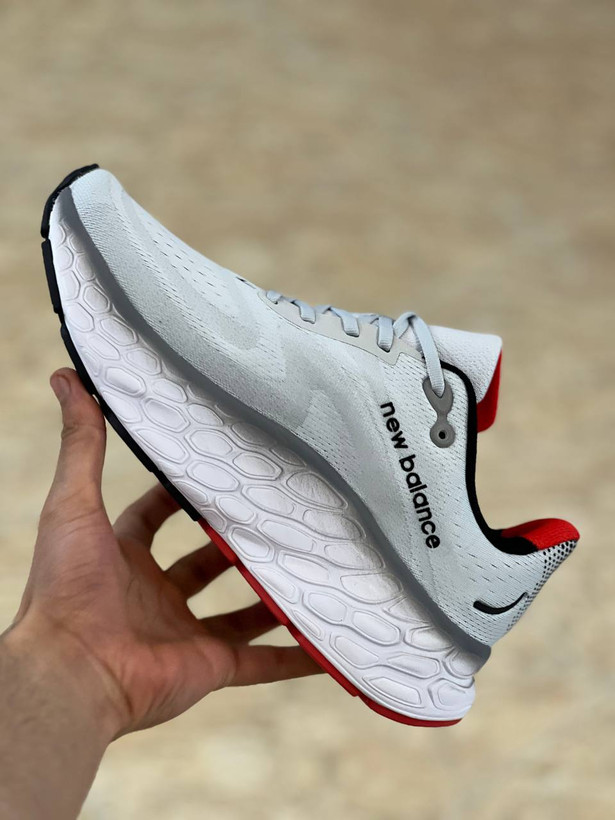 کتونی نیوبالانس مدل Fresh Foam X v4 ساخت ویتنام