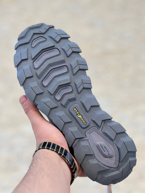 Skechers Max Protect-Task Force made in Vietnam