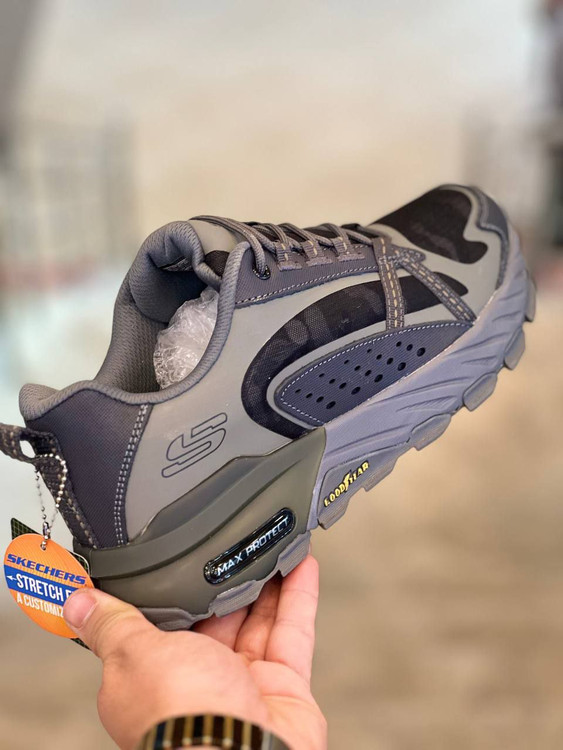 Skechers Max Protect-Task Force made in Vietnam