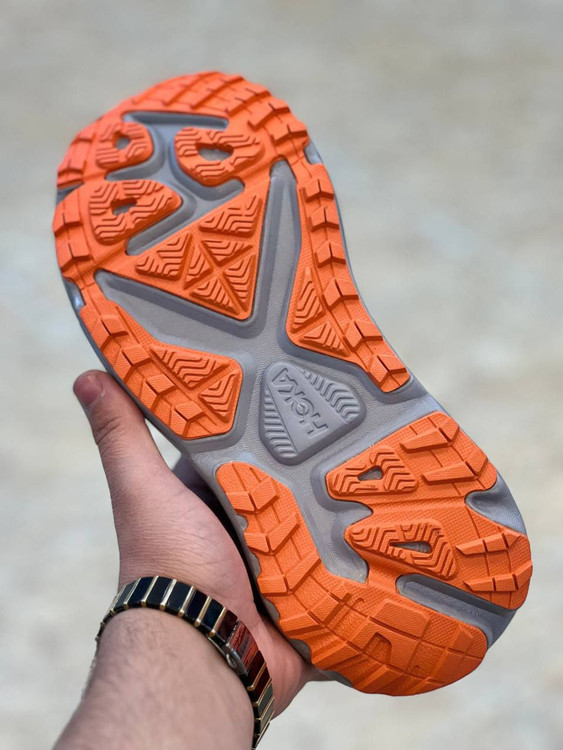 hoka stinson 7 made in Vietnam