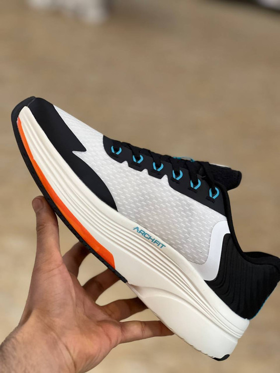 Skechers Hyper Burst made in Vietnam