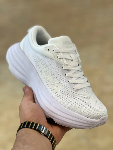 Hoka Bondi 8 made in Vietnam