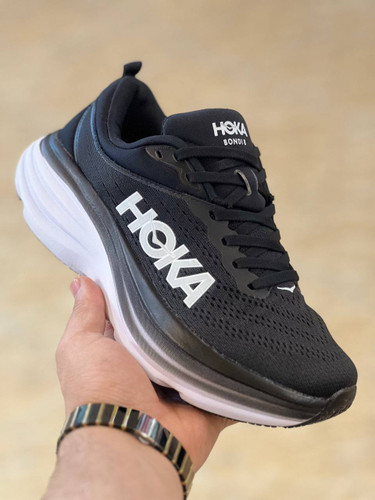 Hoka Bondi 8 made in Vietnam