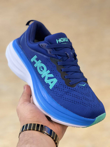 Hoka Bondi 8 made in Vietnam