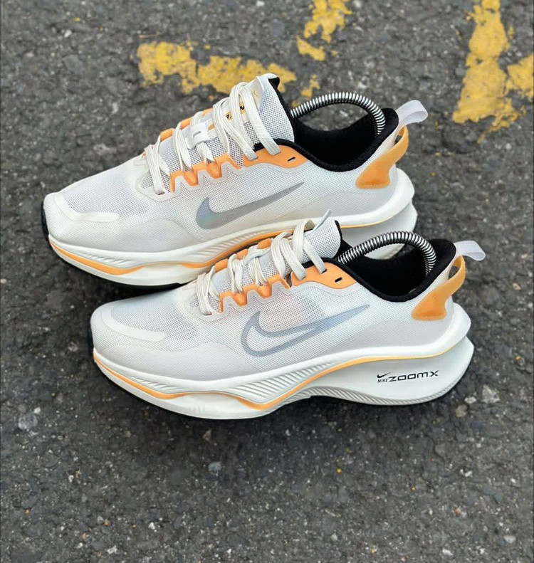 Nike ZoomX made in Vietnam