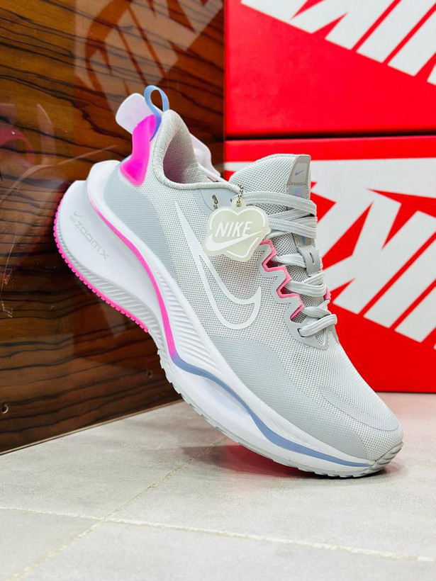 Nike ZoomX made in Vietnam