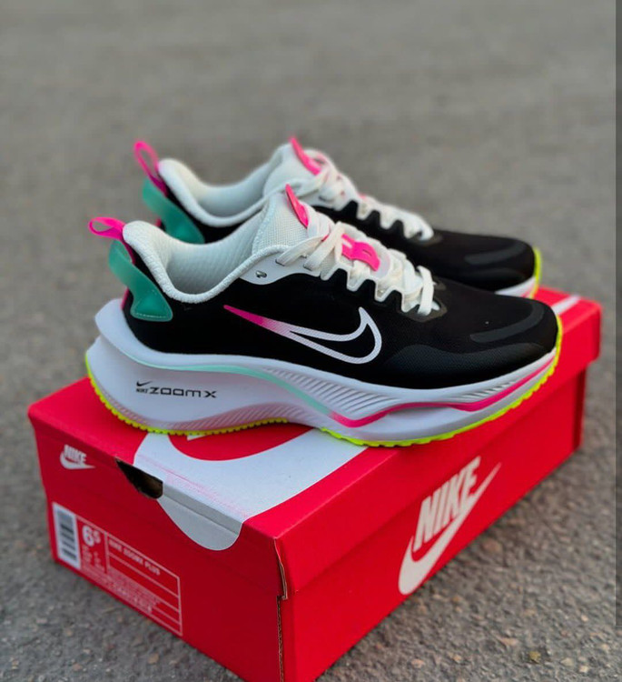 Nike ZoomX made in Vietnam