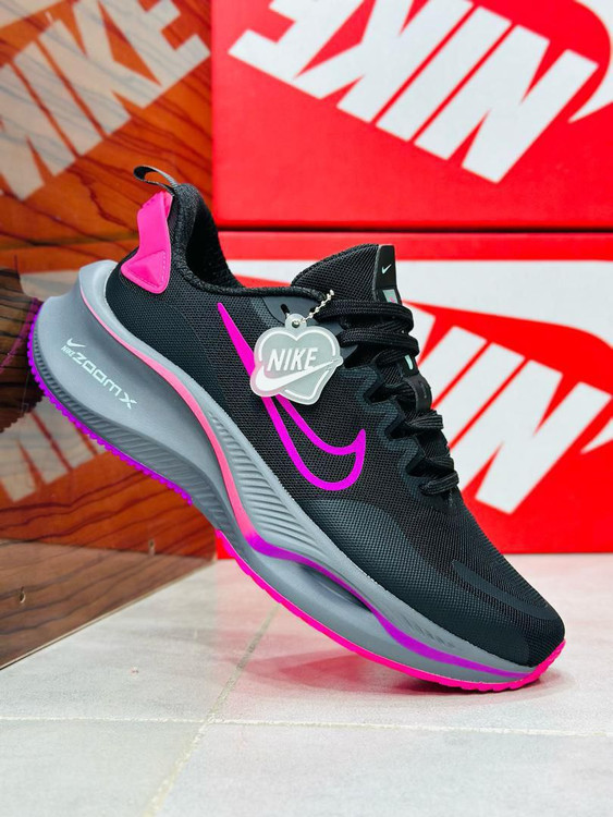 Nike ZoomX made in Vietnam