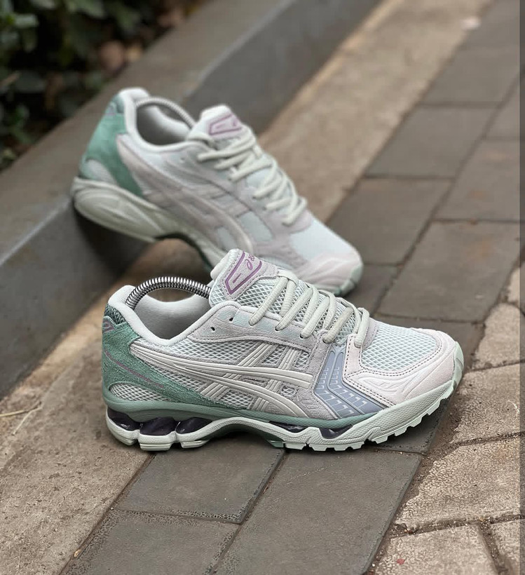 کتونی اسیکس مدل GEL-KAYANO ساخت ویتنام