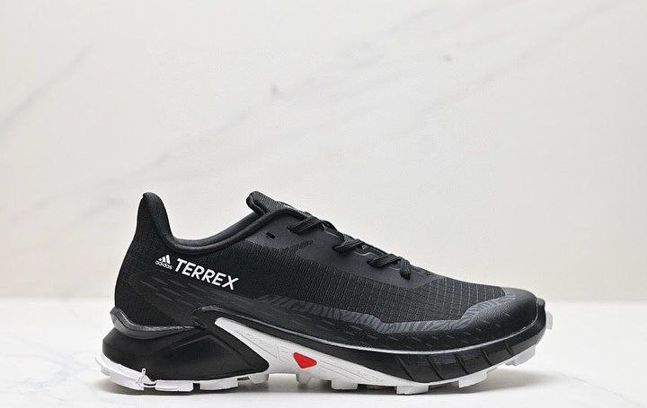 adidas terrex made in Vietnam