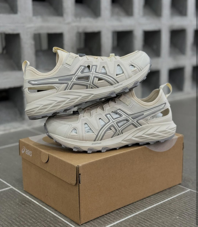 ASICS GEL-SONOMA MADE IN VIETNAM