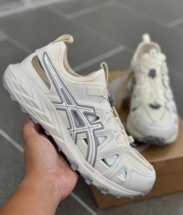 ASICS GEL-SONOMA MADE IN VIETNAM