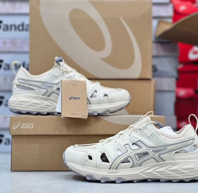 ASICS GEL-SONOMA MADE IN VIETNAM