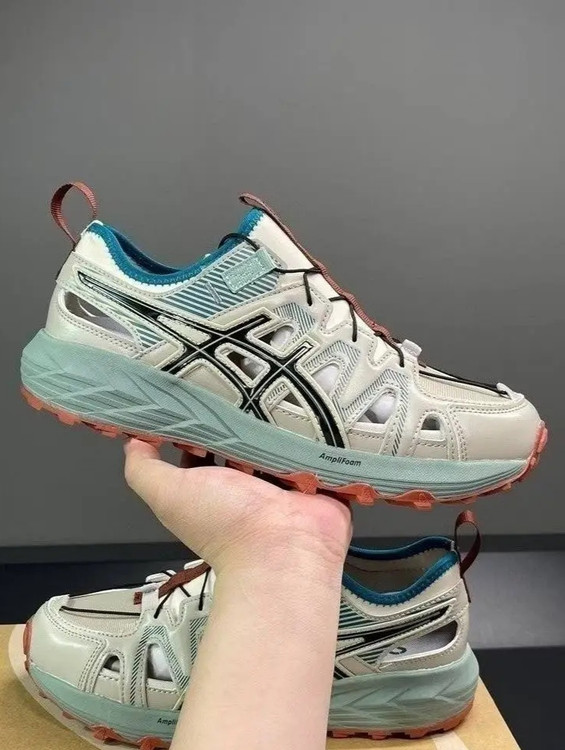 ASICS GEL-SONOMA MADE IN VIETNAM