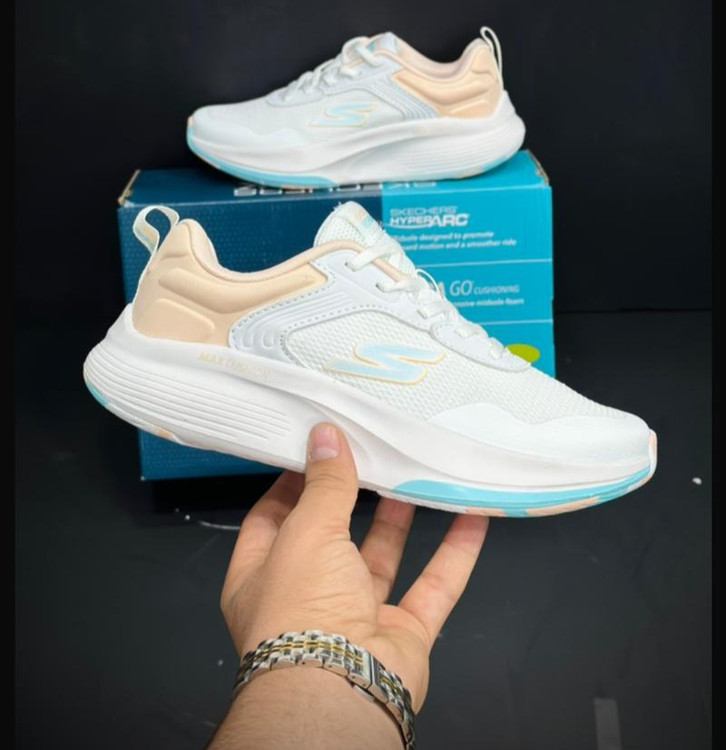 Skechers Max Cushioning Elite Made In Vietnam