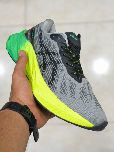 asics novablast 3 made in Vietnam