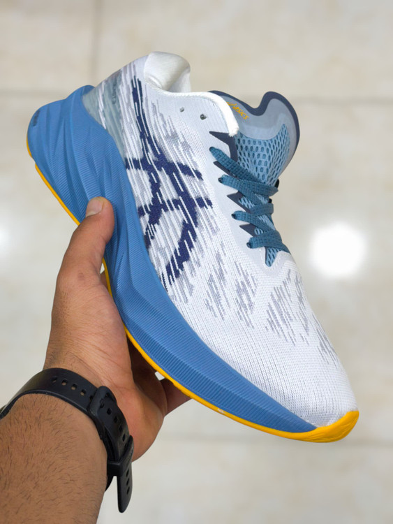 asics novablast 3 made in Vietnam