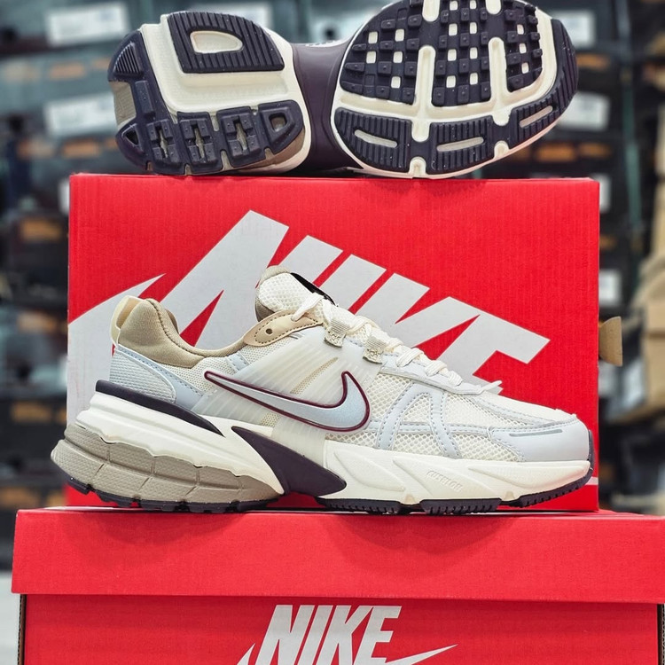Nike V2K Run Made In Vietnam