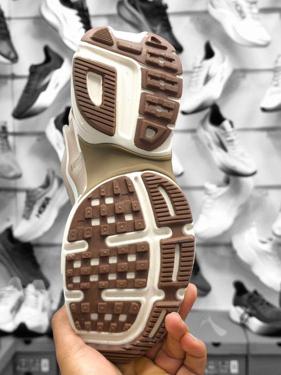 Nike V2K Run Made In Vietnam