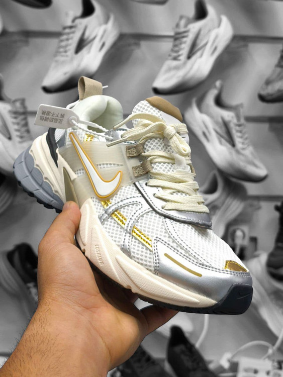 Nike V2K Run Made In Vietnam