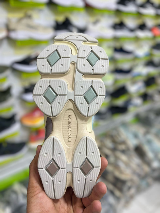 new balance 9060 made in Vietnam