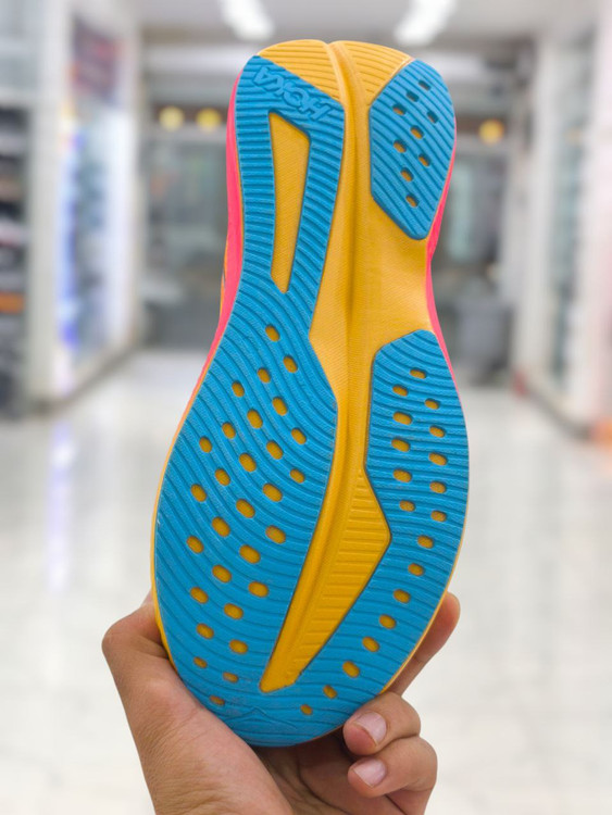 کتونی هوکا مدل مارچ 6 ساخت ویتنام Hooka March 6