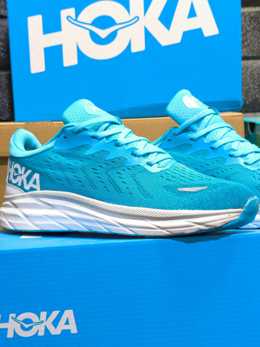 HOKA Clifton 9 Men's – Big Sale on Lightweight Performance