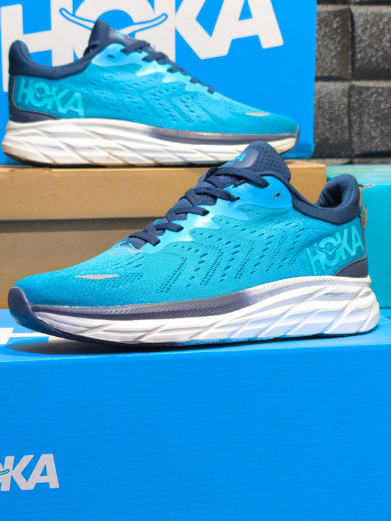 HOKA Clifton 9 Men's – Big Sale on Lightweight Performance