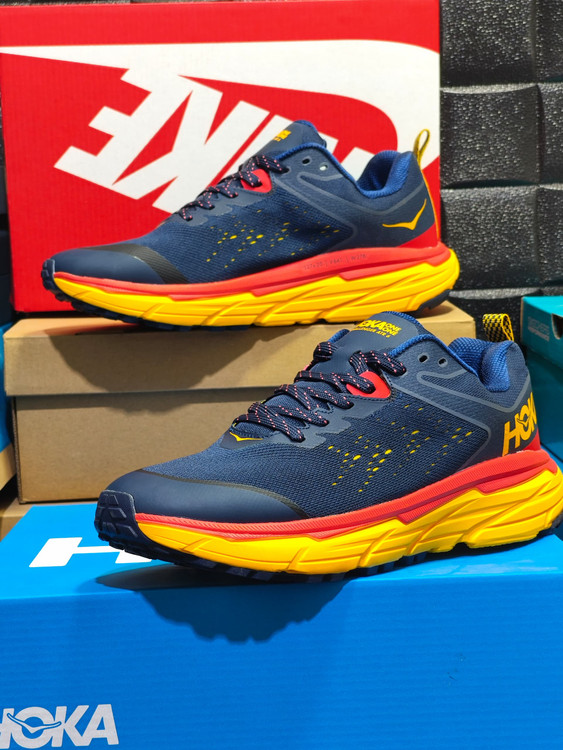 HOKA Clifton 9 Men's – Big Sale on Lightweight Performance