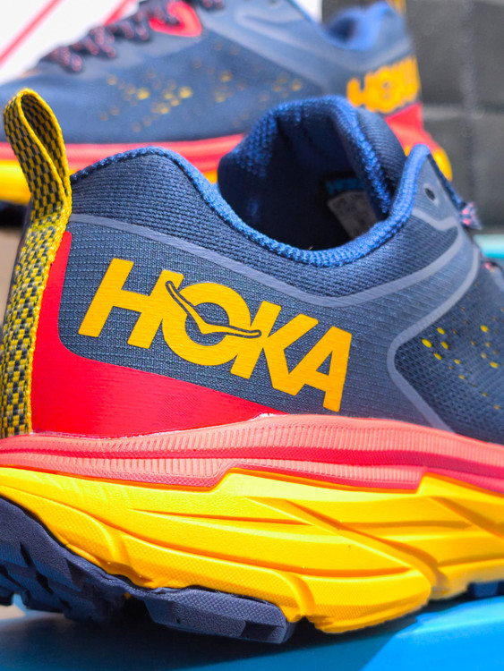 HOKA Clifton 9 Men's – Big Sale on Lightweight Performance