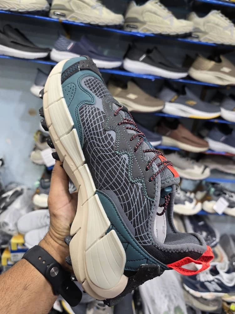 Reebok Zig Kinetica 2 Made In Vietnam