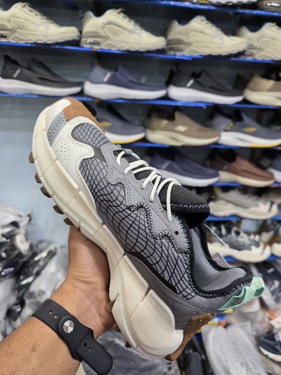 Reebok Zig Kinetica 2 Made In Vietnam