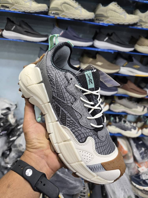 Reebok Zig Kinetica 2 Made In Vietnam