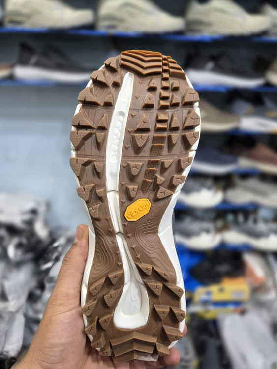 Reebok Zig Kinetica 2 Made In Vietnam