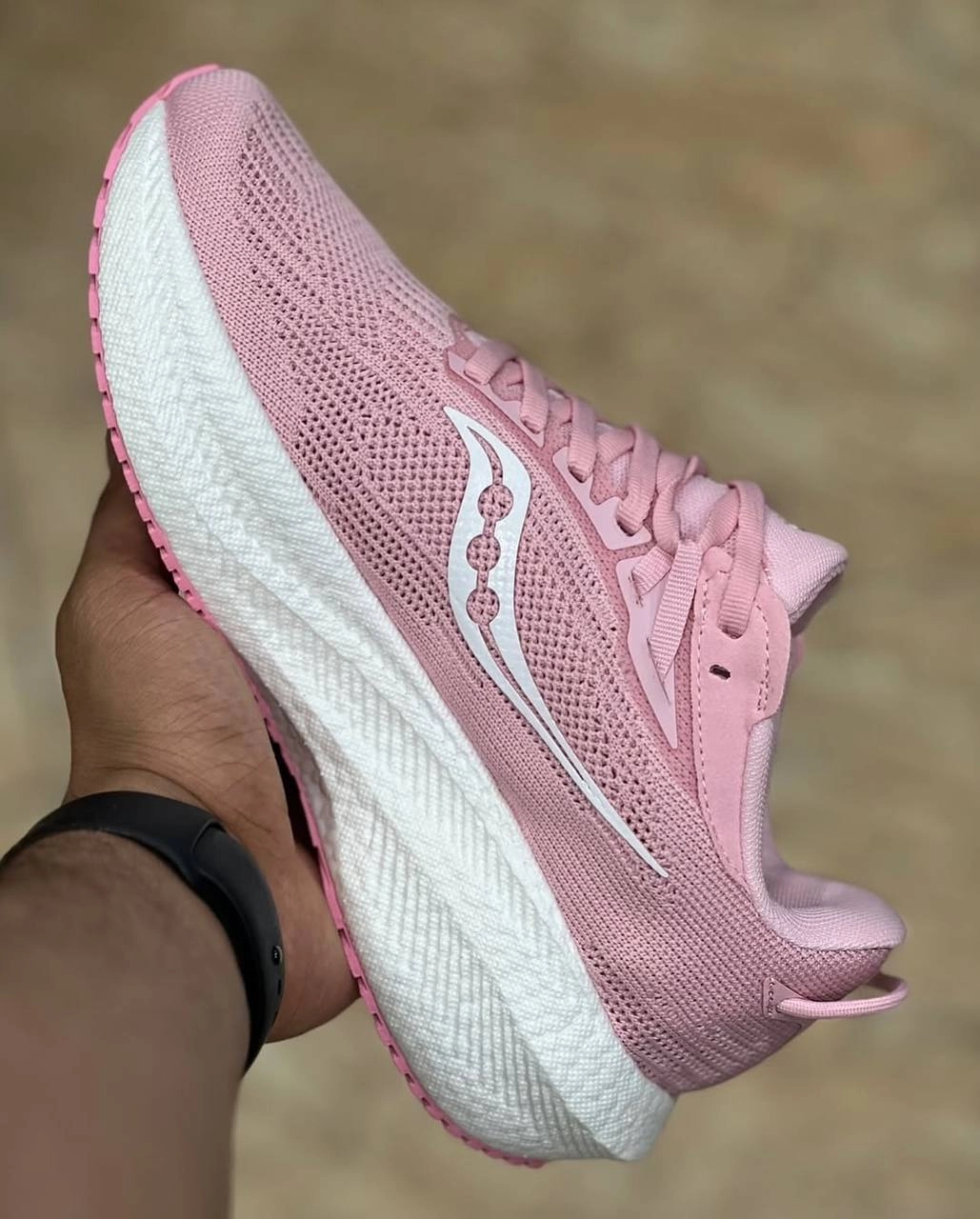 Saucony Triumph 21 made in Vietnam