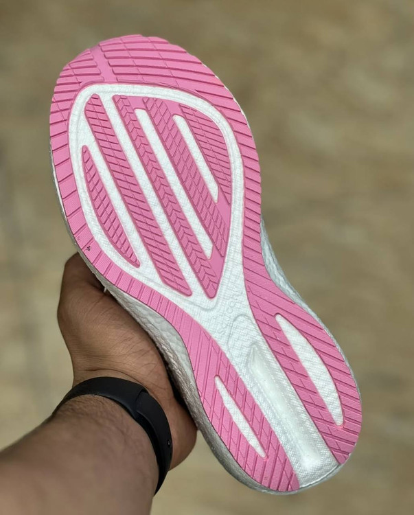 Saucony Triumph 21 made in Vietnam