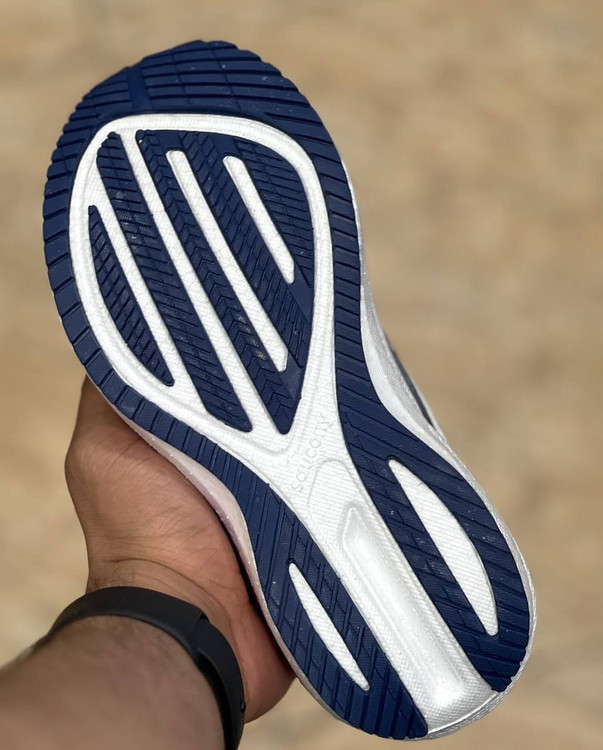 Saucony Triumph 21 made in Vietnam