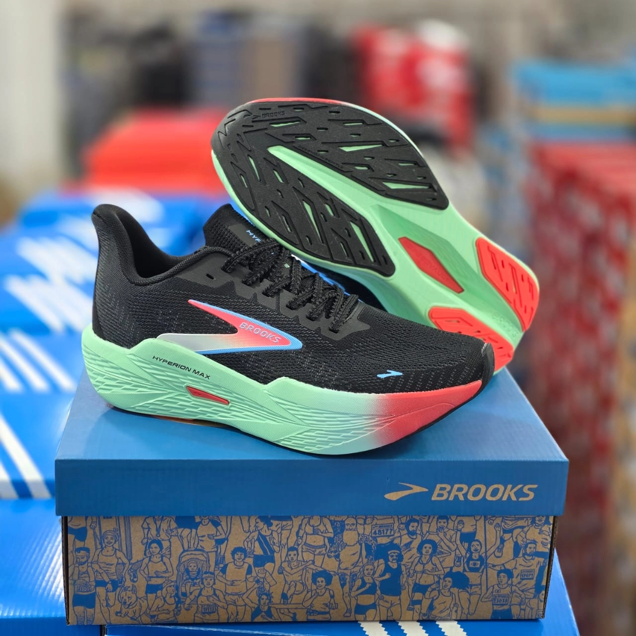 Brooks Hyperion Max 2 made in Vietnam