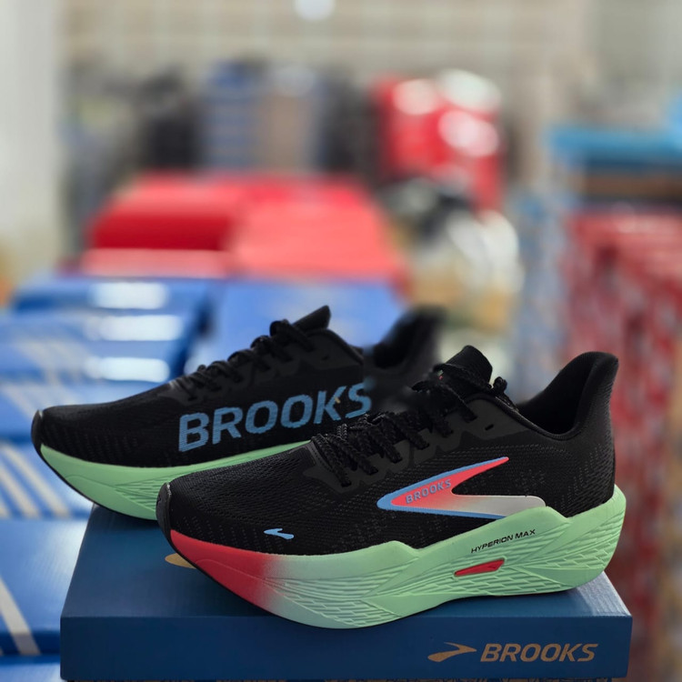 Brooks Hyperion Max 2 made in Vietnam