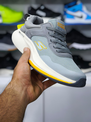 skechers go walk max walker made in Vietnam