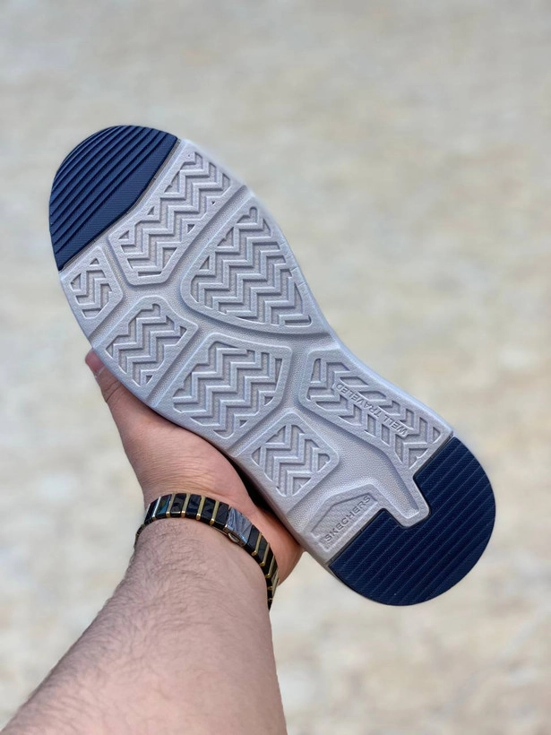 Skechers Slip-Ins Ralven Taupe made in Vietnam