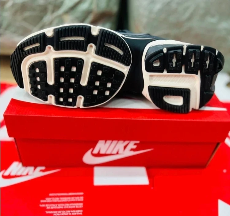 کتونی نایک مدل V2K Run ساخت ویتنام - سایز 38 الی 45 - Nike V2K