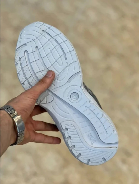 کتونی بروکس مدل گلیسرین 20 - Brooks Glycerin 20 ساخت ویتنام - سایز 40 الی 45