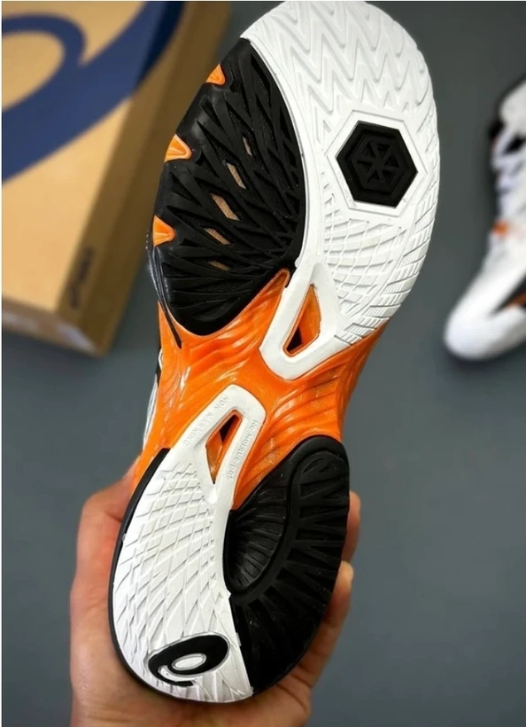 کتونی اسیکس متارایز والیبالی - Asics Metarise ساخت ویتنام - سایز 40 الی 45