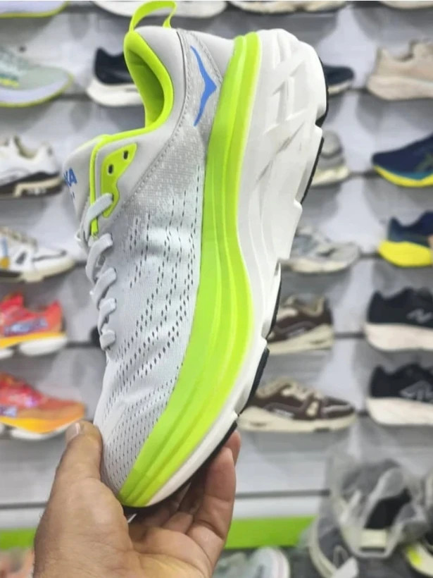 کتونی هوکا باندی 8 - Hoka Bondi 8 ساخت ویتنام - سایز 40 الی 45