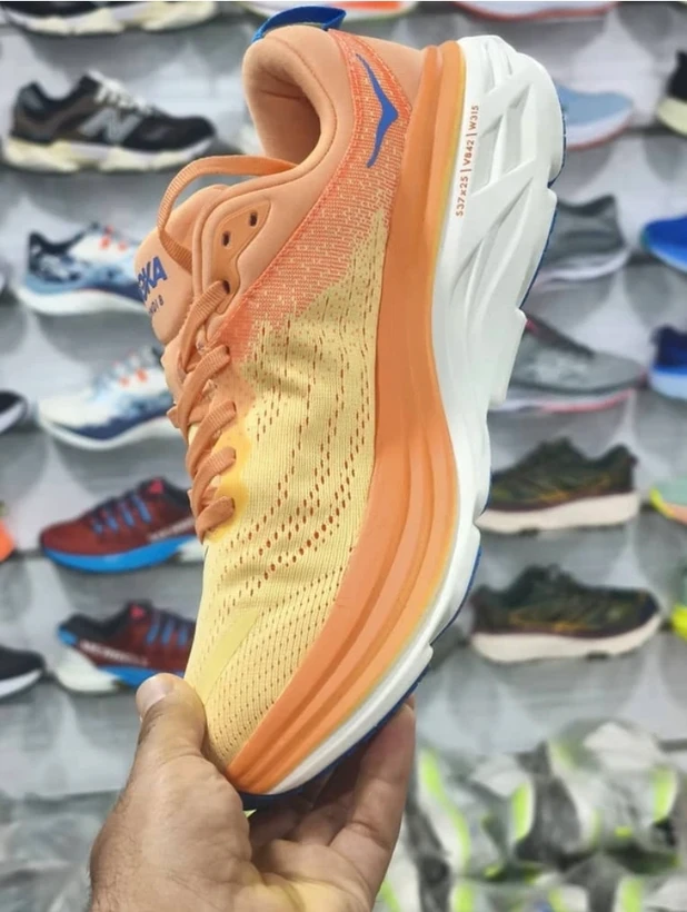 کتونی هوکا باندی 8 - Hoka Bondi 8 ساخت ویتنام - سایز 40 الی 45