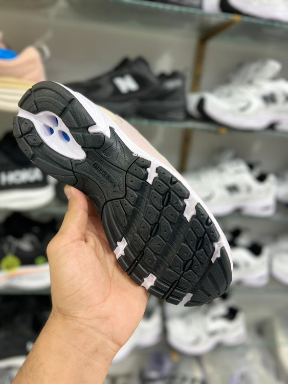 New Balance 530 made in Vietnam